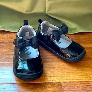 Like New Striderite Girls Toddler Baby Bow Black Dress Mary Jane Shoes Size 6C